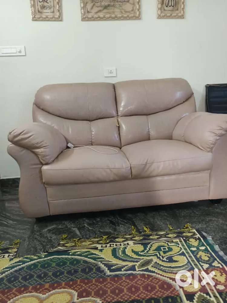 Regen Sofa