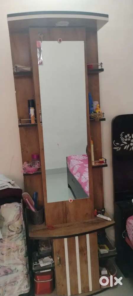 Dresshing  furniture