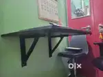 Wall mount computer table