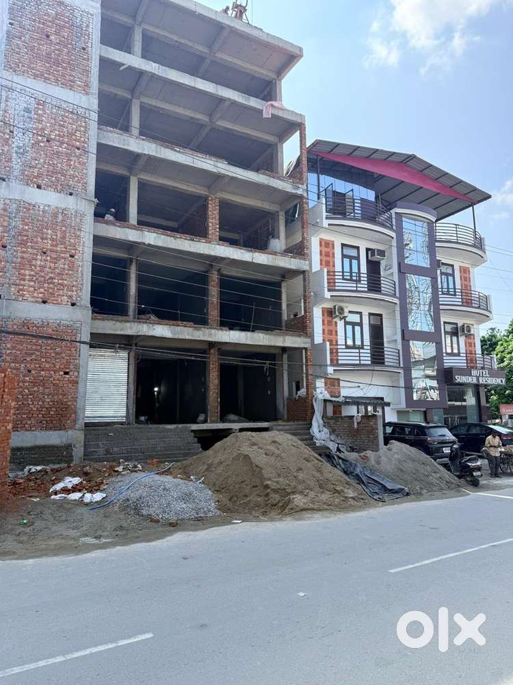 Commercial shop for sale