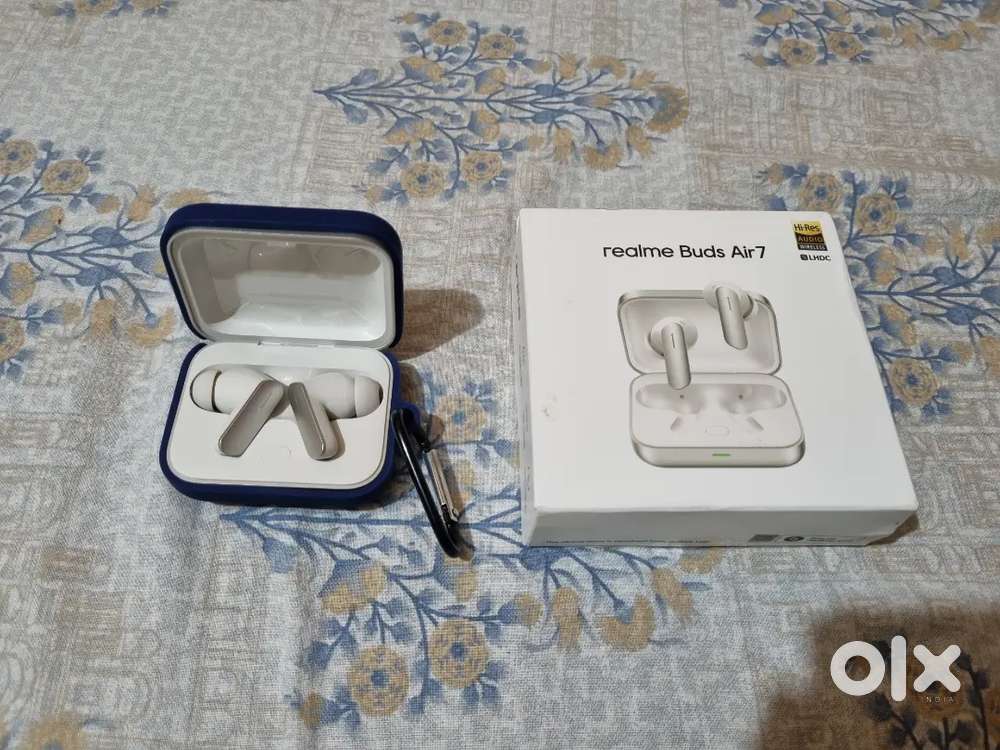 Realme Buds Air 7 ivory gold(Fully new purchased)