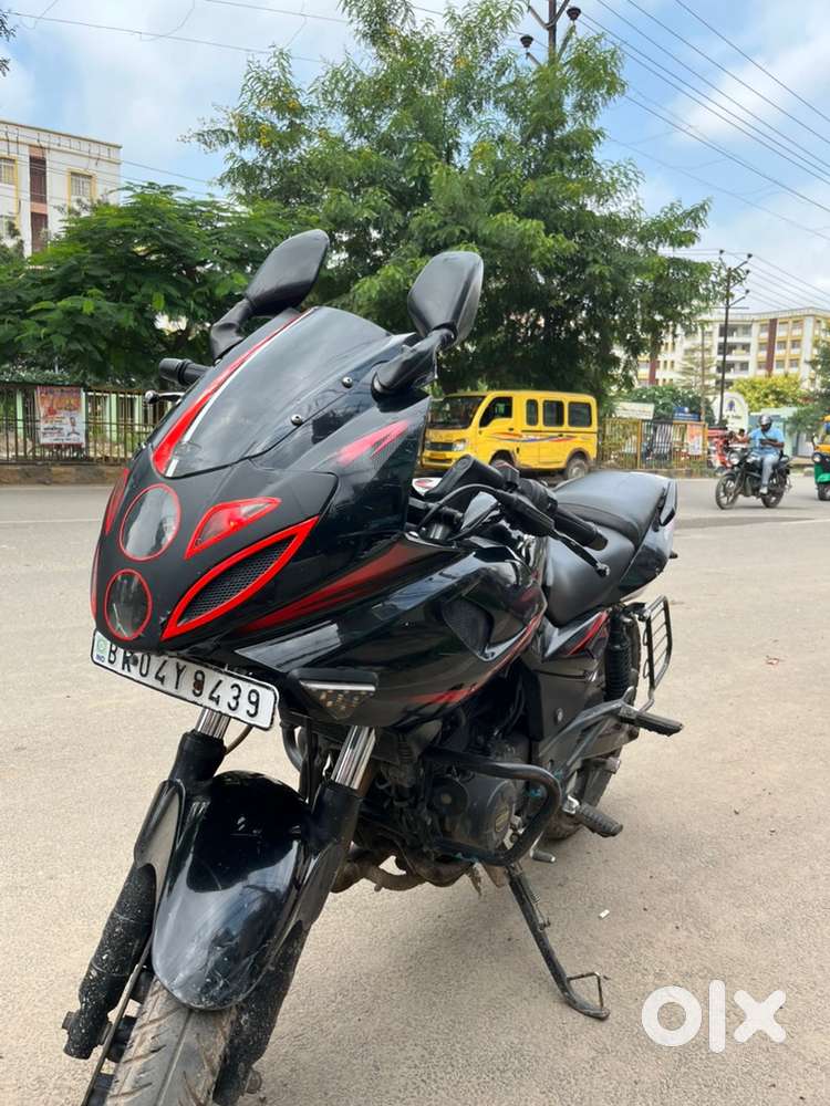 BAJAJ PULSER 220F FOR SALE