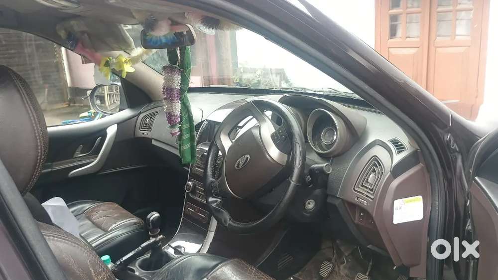 Mahindra XUV500 2012