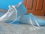 All types of clothes/shoes available i am agent from amazon