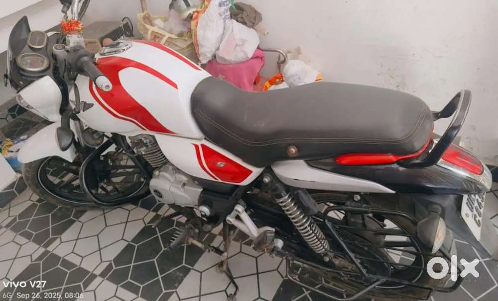 Bike leni ho to ager kisi ko