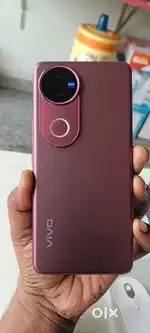 Vivo v50 5g 8+8 Ram 256 Rom with neet condition no one single scratche