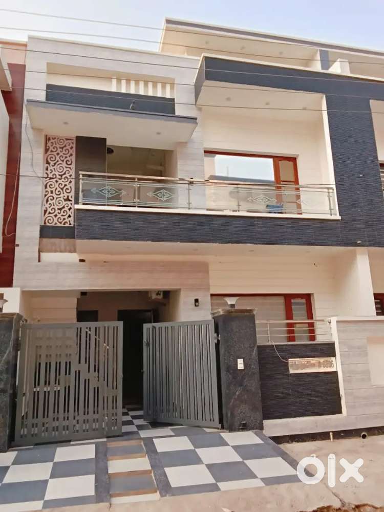 For sale 130 gaj kothi sunny enclave 125 mohali