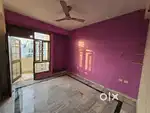 1 room available for rent in 3 bhk flat