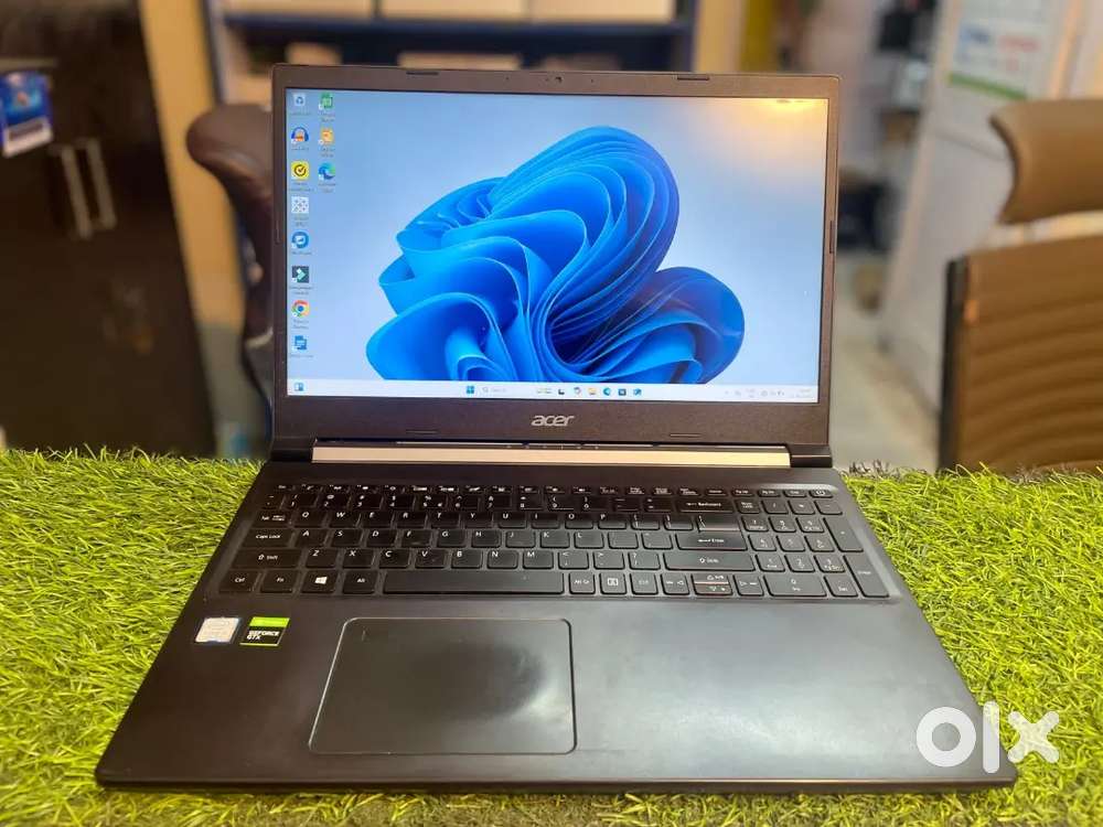 ACER ASPIRE A175-75G CORE I5 9TH GEN 8GB RAM 512GB SSD 4GB GTX 1650