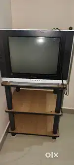 Samsung tv with stand(buy new ledtv, so sale)