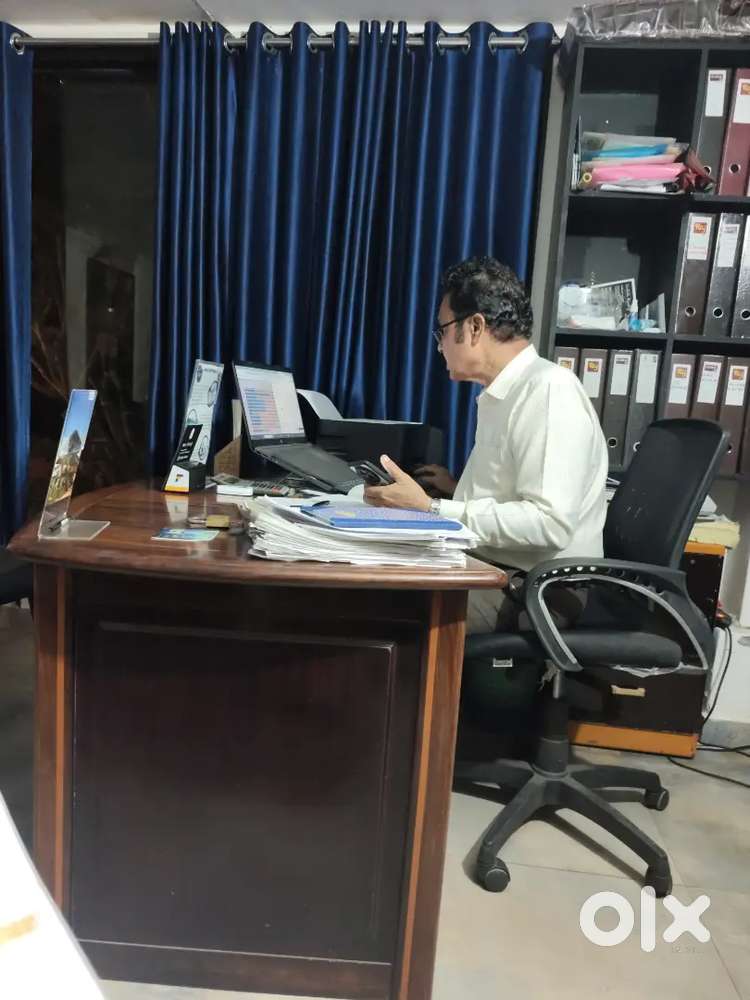 Front office assistant