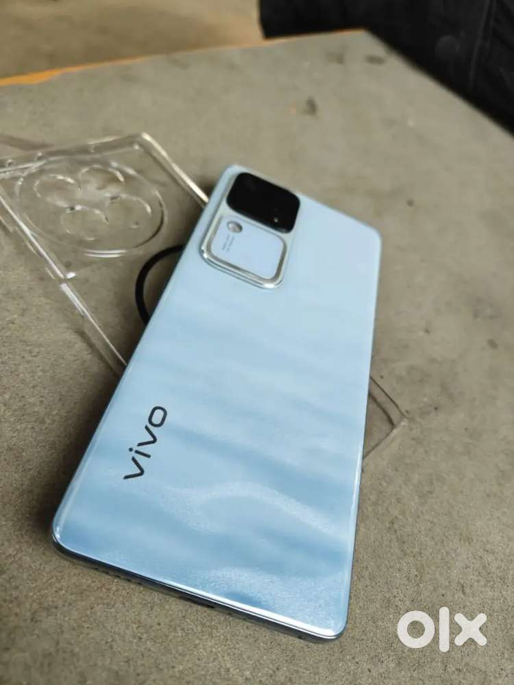 Vivo v30 8+8 128