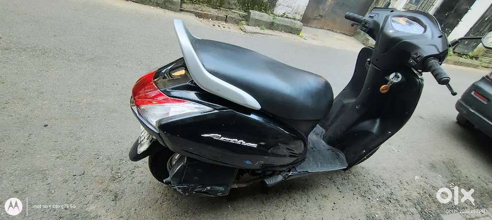 Honda activa 3G .. Good condition tyre all body looks good