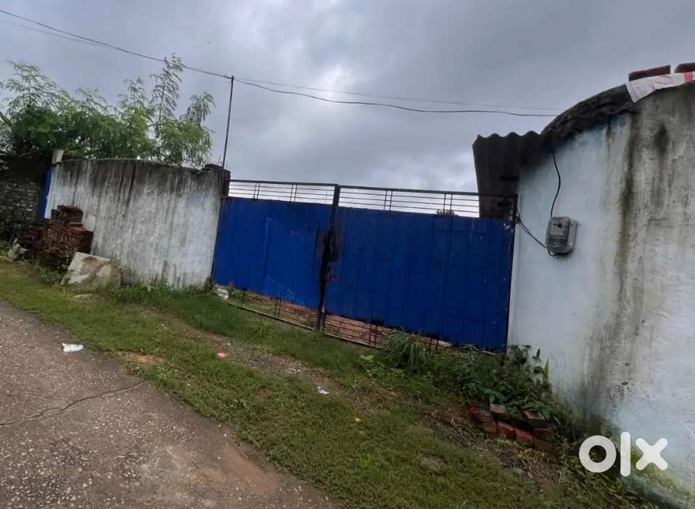 95ft. Wide on road facing