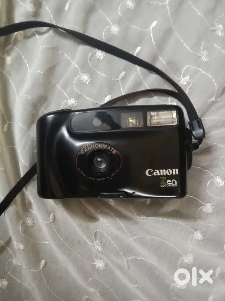 Old model roll camera