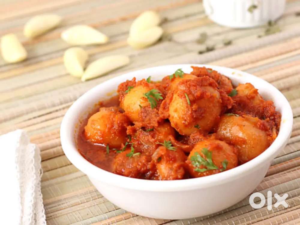 Make a food for tifin 4 roti ,vasan