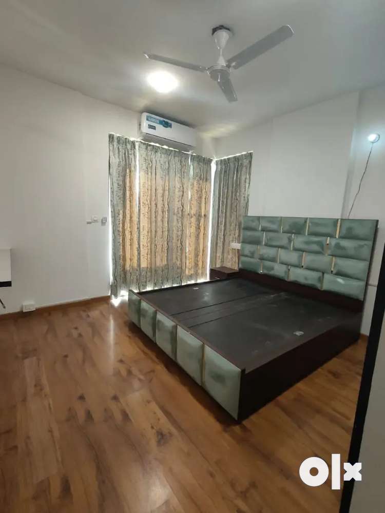 2bhk flat Fully furnished rate 45 lacs