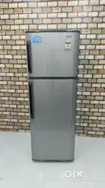 Samsung black handle and silver body big capacity refrigerator