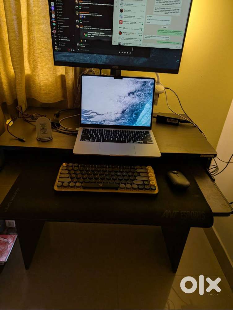 RoyalOak computer table - Dark Walnut Finish, 3 years old