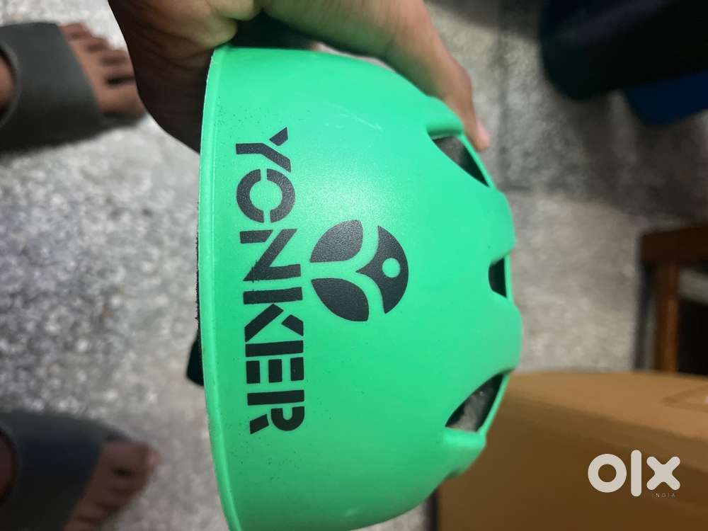 Yonkers cycling helmet
