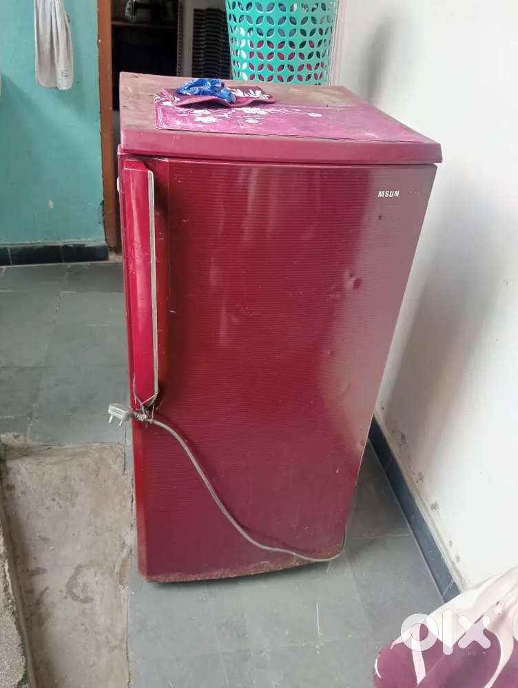 Single door fridge