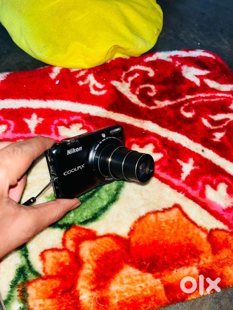 Nikon coolpix s6500