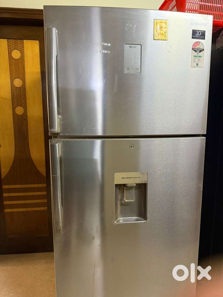 Samsung 550 leter refrigerater with water dispenser