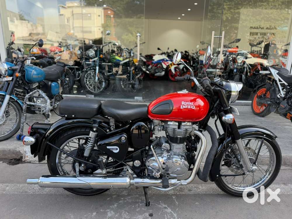 Royal Enfield classic 350 showroom condition