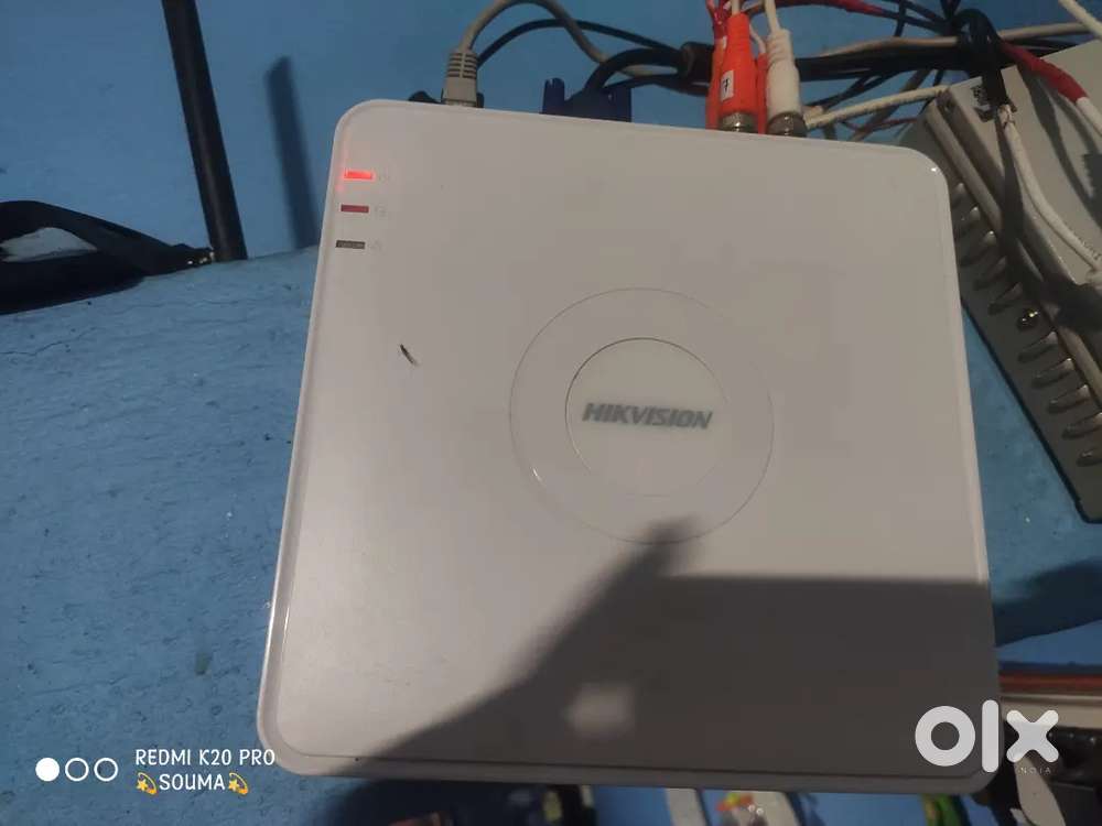 CCTV CAMERA TURBO HD DVR HIKVISION ( 4 CHANNEL )