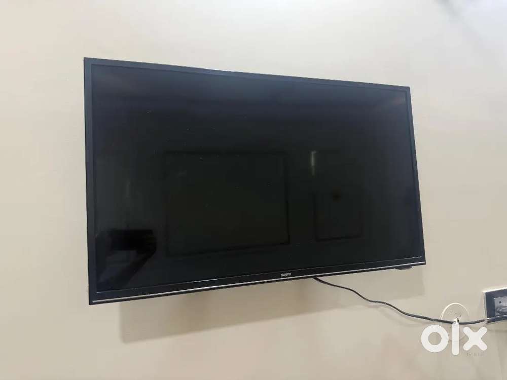 SANYO LED  32  INCH TV