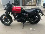 Hunter 350 Rebel Red Top Model