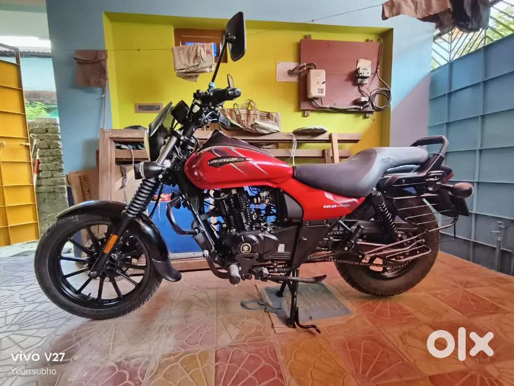 Bajaj Avenger 160 Street (BS6 Model)