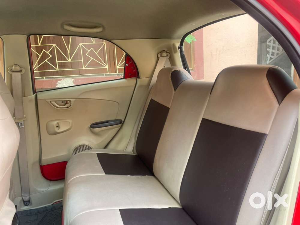 Honda Brio 2012 Petrol Well Maintained