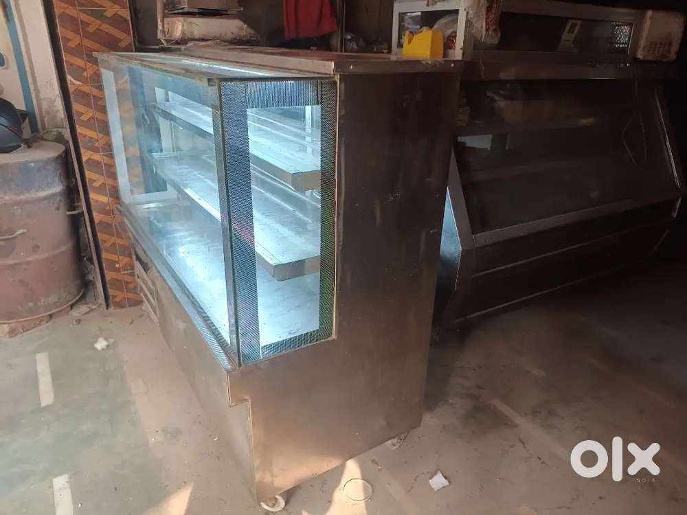 Display counter___D fridge___Simple counter___Godrej 20L Microwave