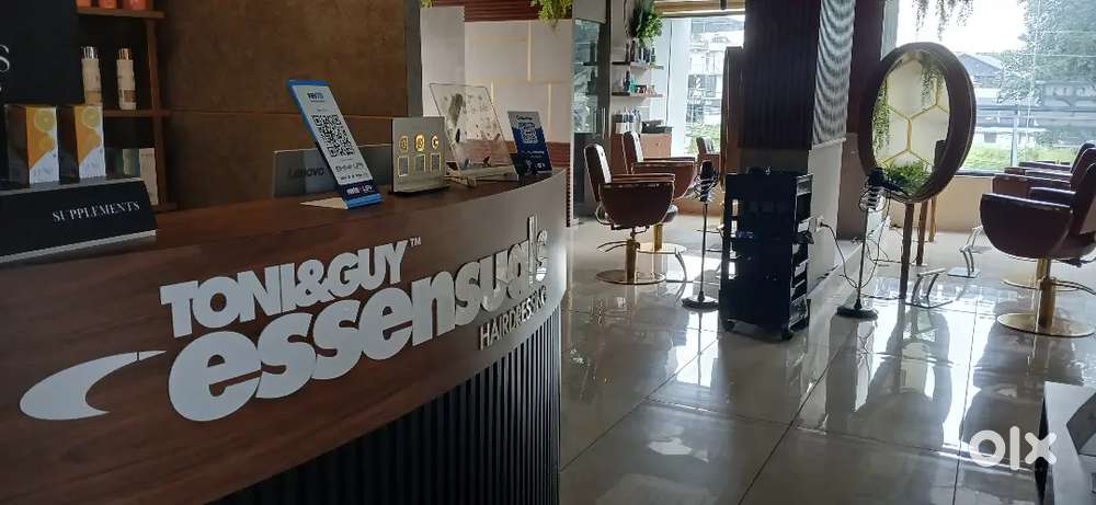 Receptionist
