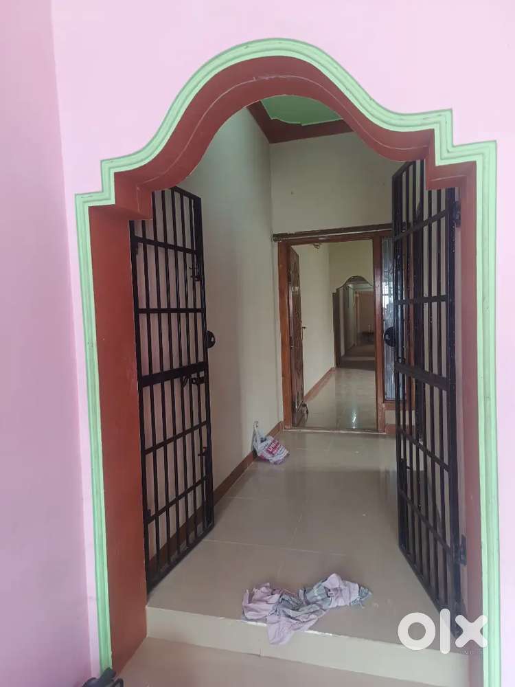 House for Rent – Prime Location, Ground Floor (1450 sq. ft.)