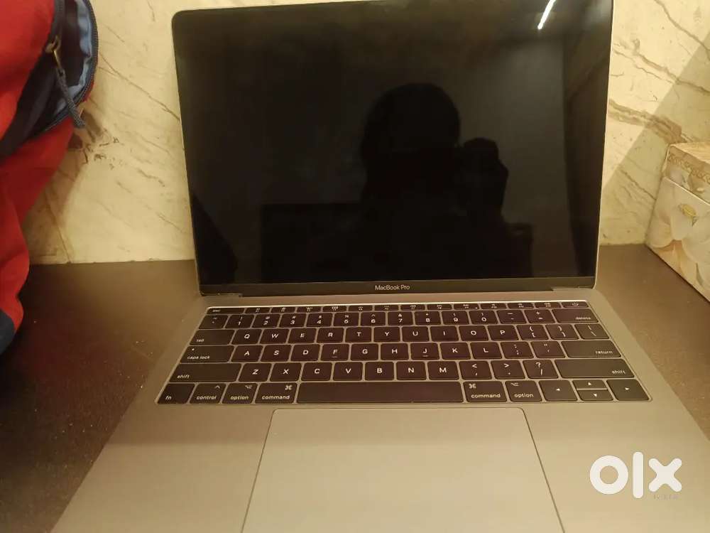 MacBook pro i5 Intel core