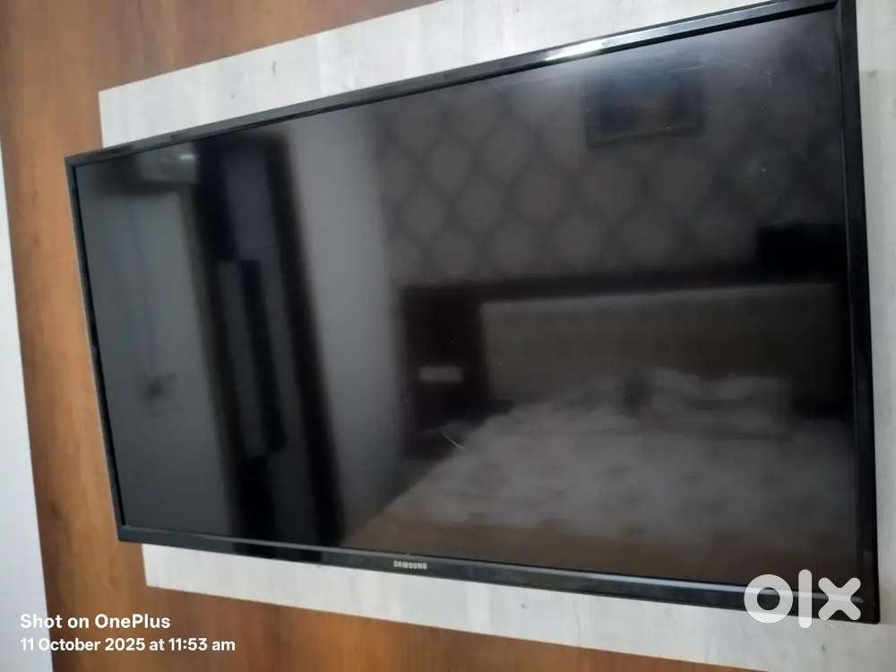 40 inch Samsung software LCD