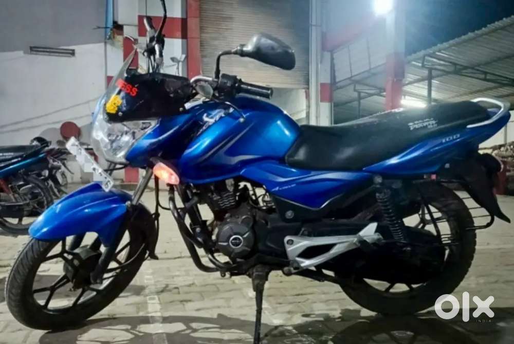 Bajaj Discover 100