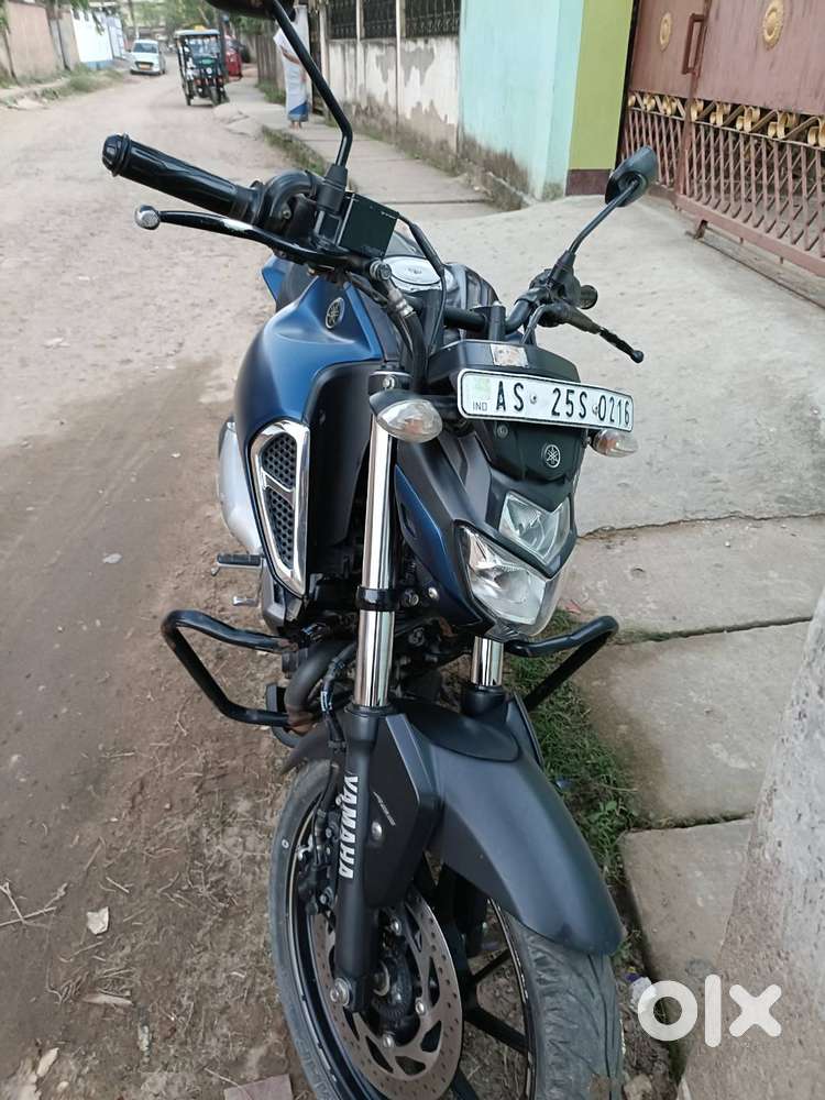 Yamaha fzs V3