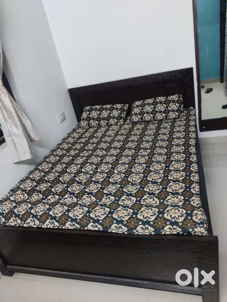 Double Bed with Mattress + 2 Pillows