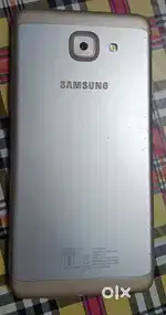 Samsung J7 MAX