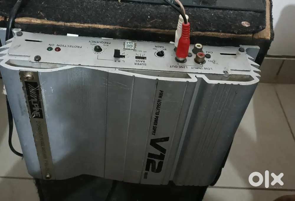 Boofer jbl 1200 watt 2 chennal amp with peti