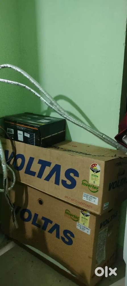 Voltas1.5 Ton 3 Star Inverter Split AC (Stabilizer Excellent Condition
