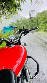 Redditch Red classic 350, Selling beacause urgent need in money