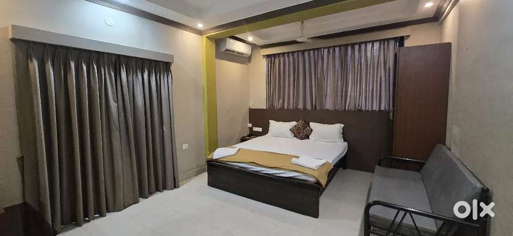 10 ROOMS GUESTHOUSE AVAILABLE FOR RENT IN CALANGUTE PRIME LOCATION