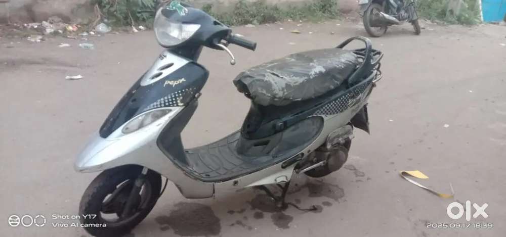 Scooty pep vechva  nu. Passing vimo badhu puru se.