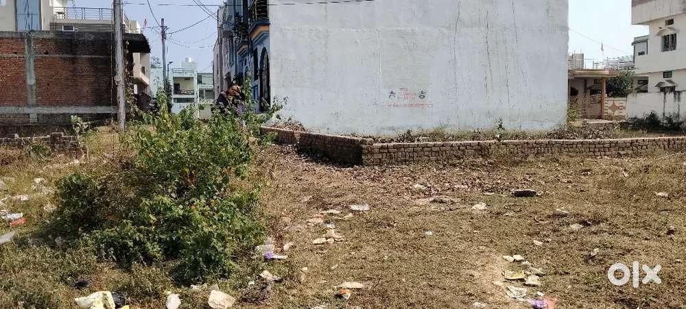 Sell plot near stone galaxy gym