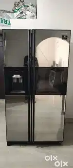 Samsung double door refrigerator black colour