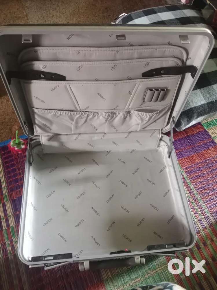 Suitcase good condition